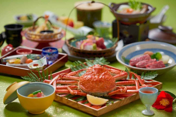 【リニューアル　ツイン】 色々な和食料理にズワイ蟹が丸々1枚付いた、ズワイ蟹一枚付満足会席